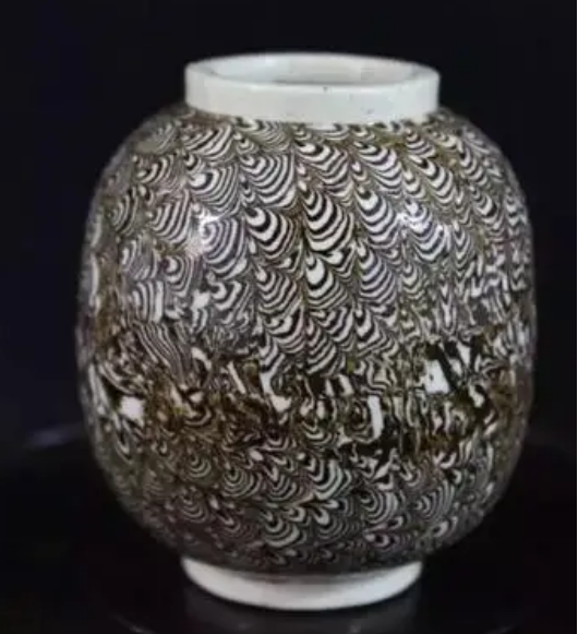 宋鈞窯红釉石榴尊 石榴花瓶 ザクロ 陶芸 骨董品 古美術品